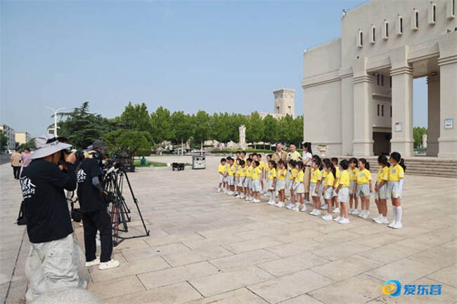 g1655-1fc5a60c-82d3-4c5b-9a94-3973e78de2aa.jpg