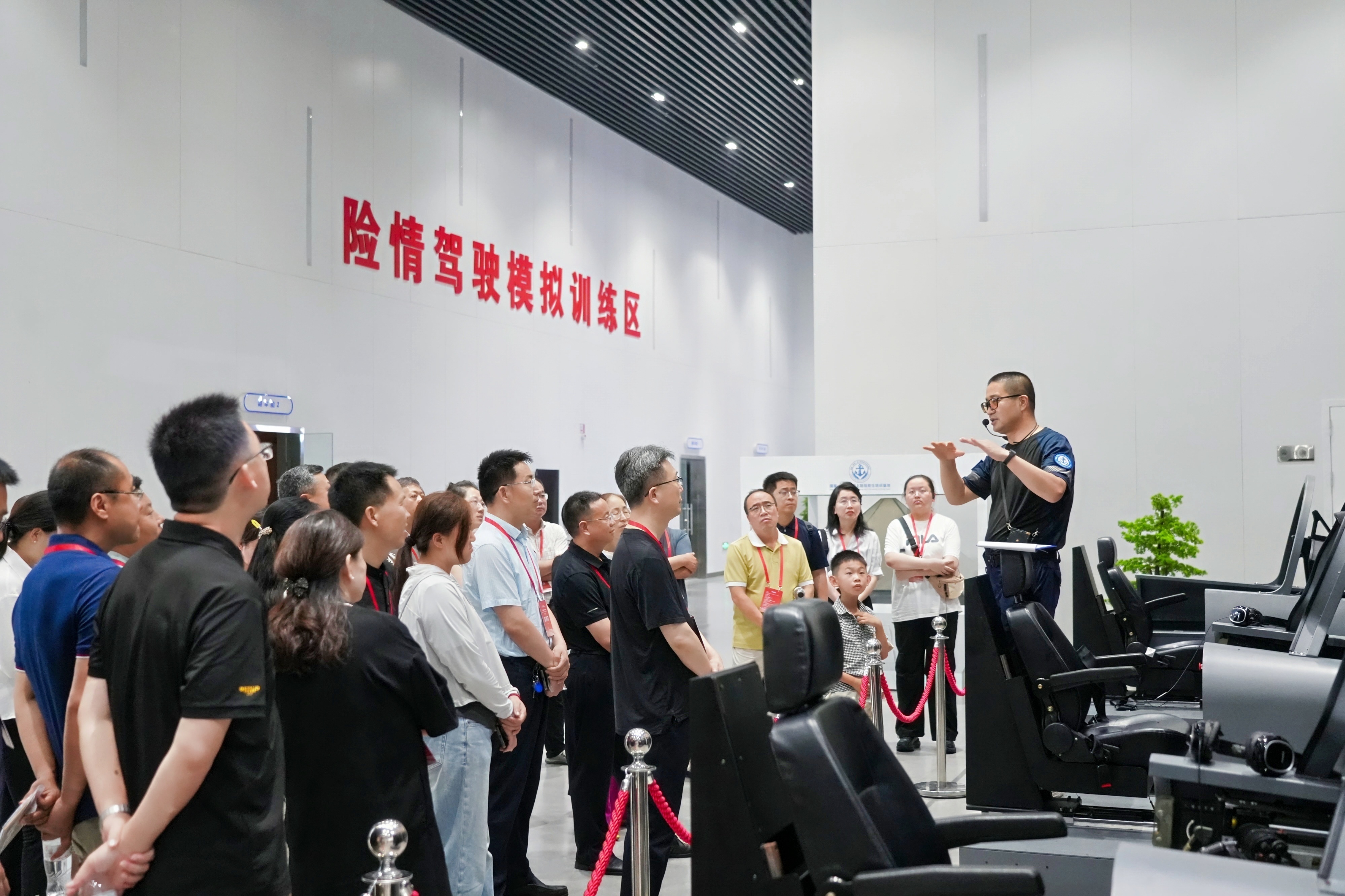 实景砺练筑梦海防：国家（青岛）海上防险救生培训基地打造国防研学新范式