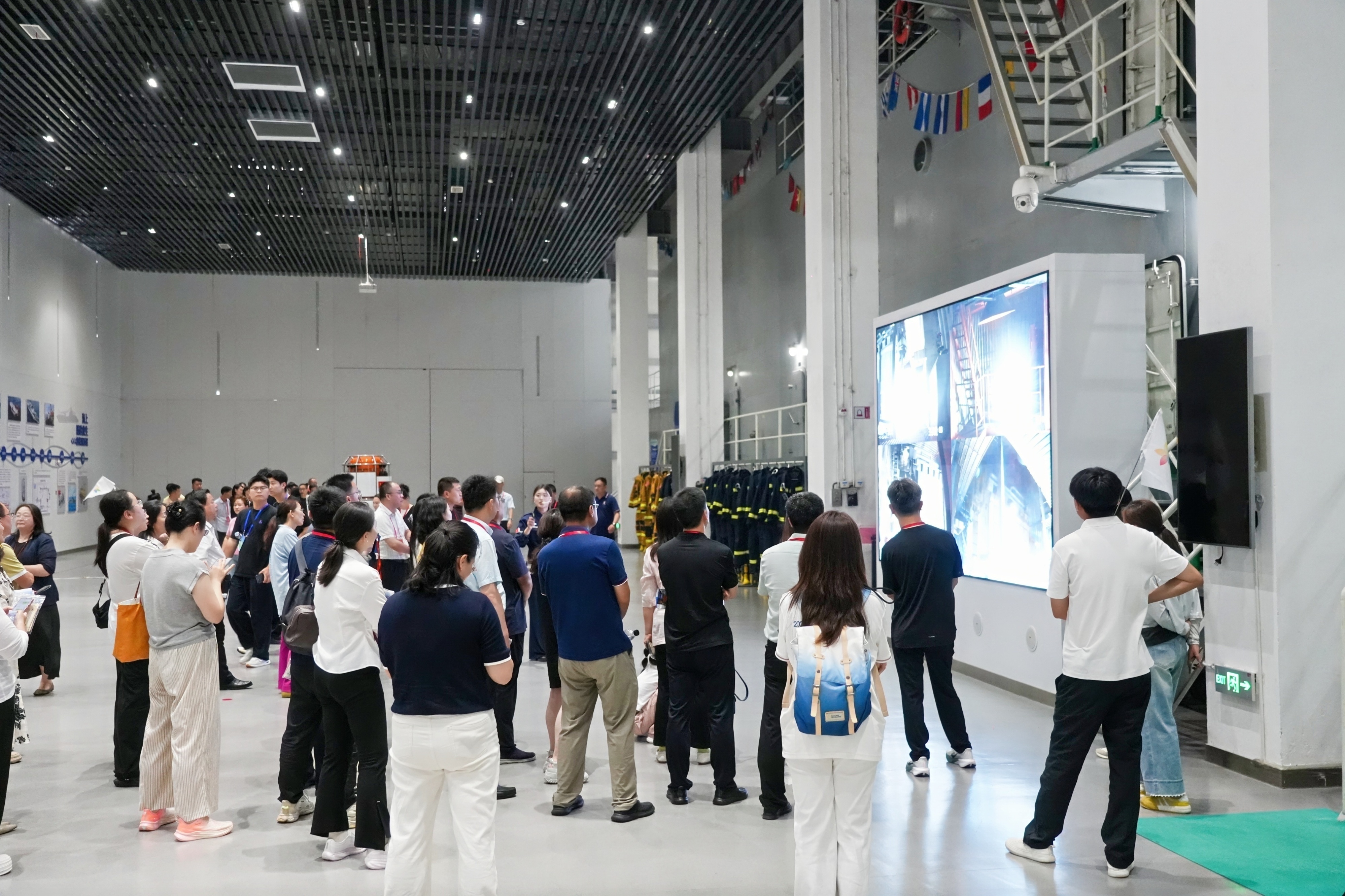 实景砺练筑梦海防：国家（青岛）海上防险救生培训基地打造国防研学新范式